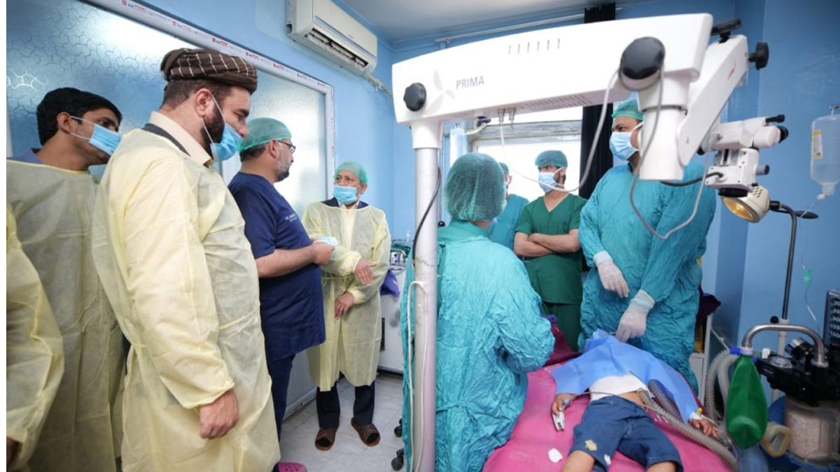 Pakistani doctors examine 3,764 patients at free eye camp in Kabul