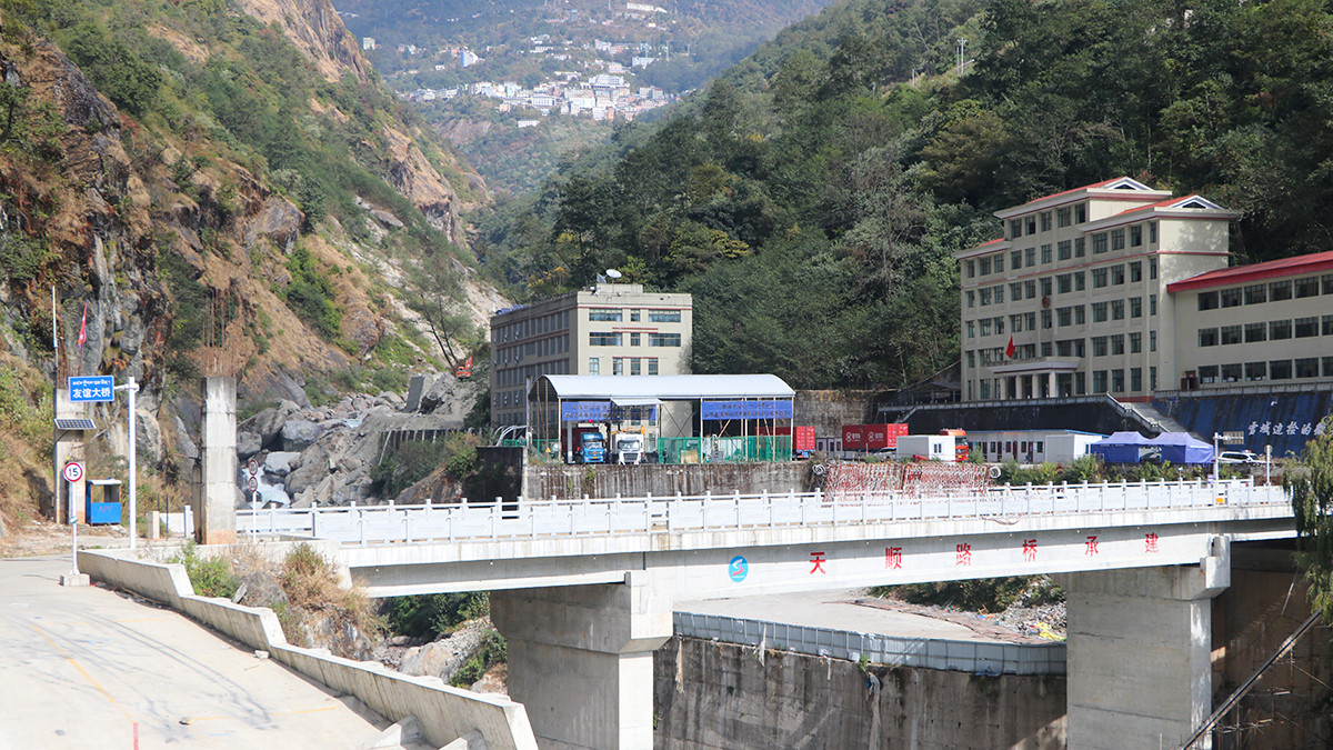 Nepali containers start getting approval to cross Nepal-China border