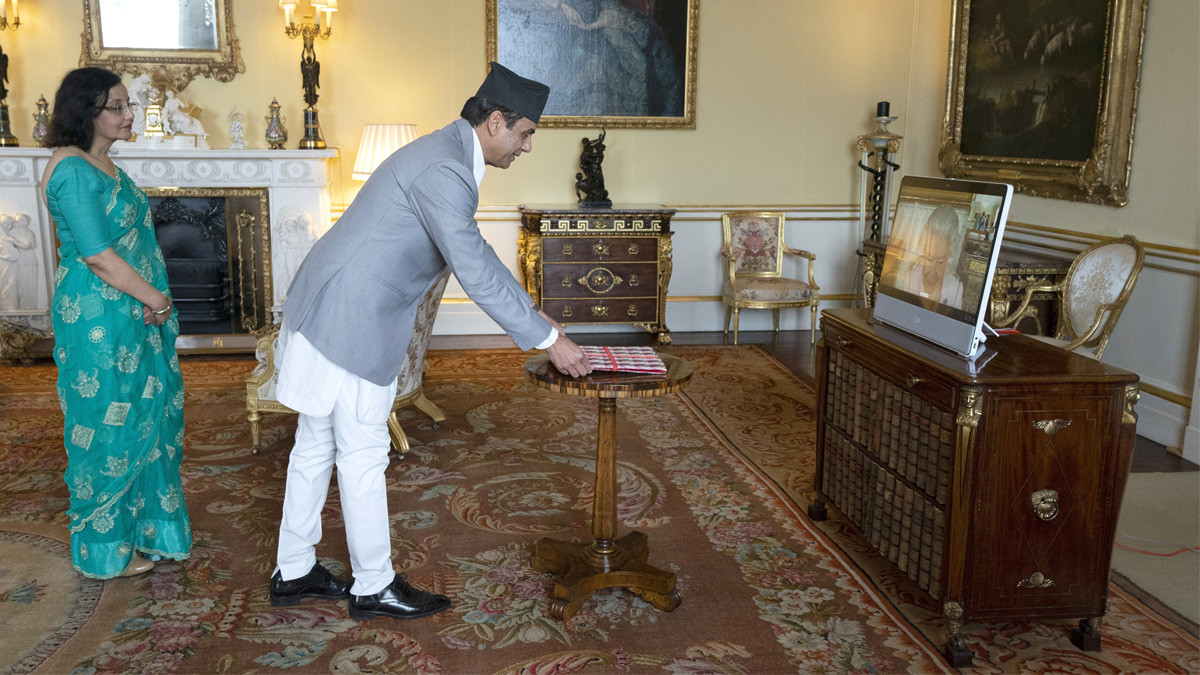 Ambassador Acharya presented his credentials to the British Queen Elizabeth II