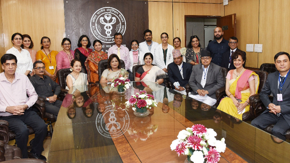 Dr Deuba requests AIIMS for collaboration in safe motherhood and child health