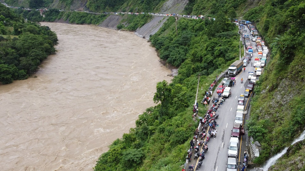 Obstructed Narayangadh-Muglin road resumes