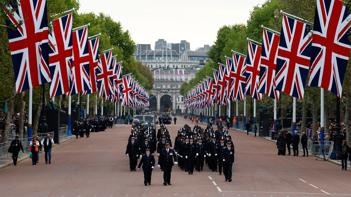 Leaders and monarchs gather for final farewell to Queen Elizabeth