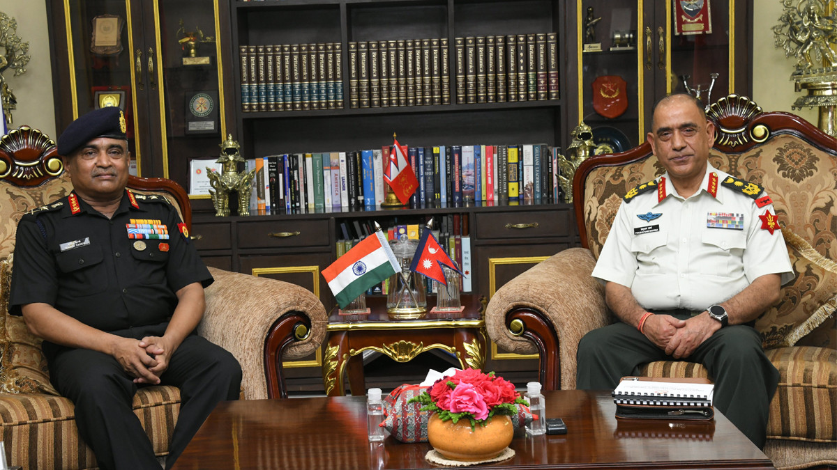 Indian army chief meets his Nepali counterpart