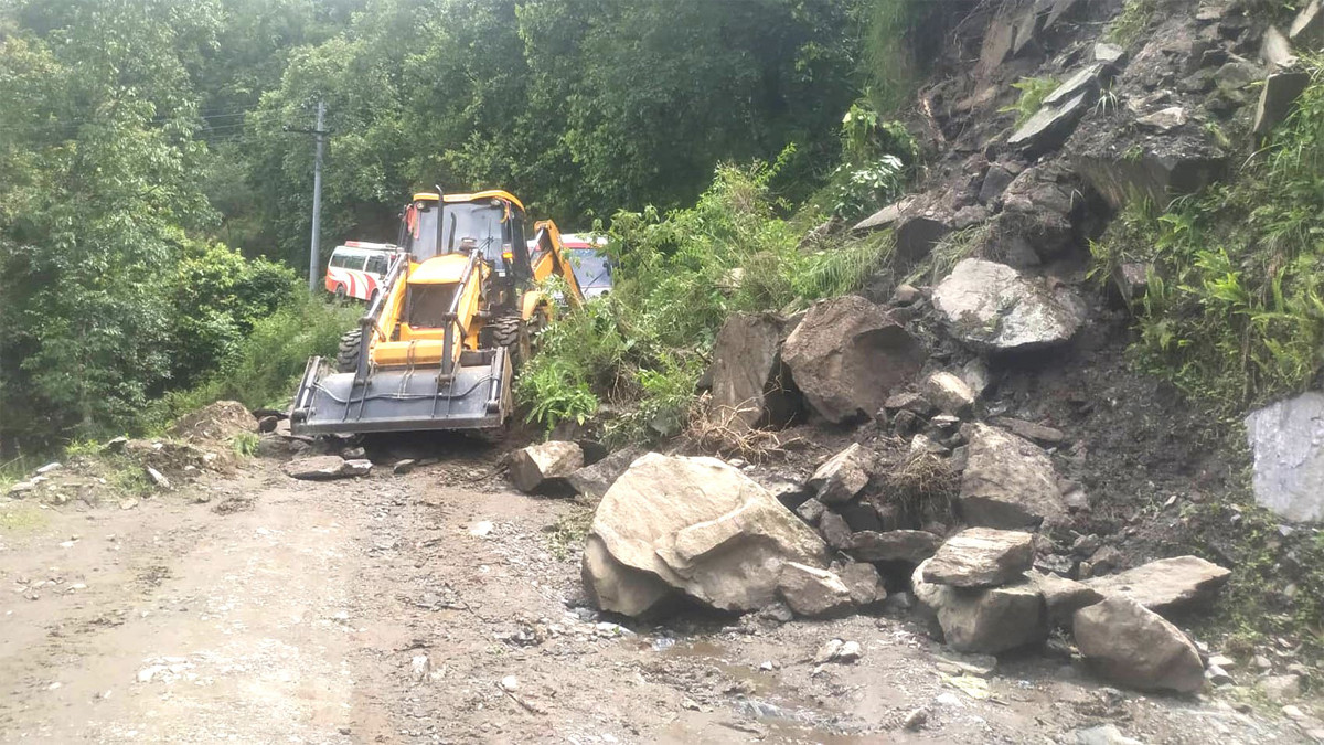 Rain starts damaging roads at different places of Melamchi, Helambu