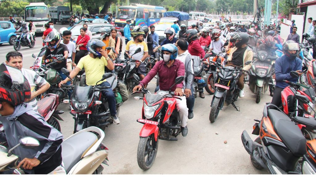 Petroleum Truck Drivers End Strike In Kathmandu Valley Epardafas