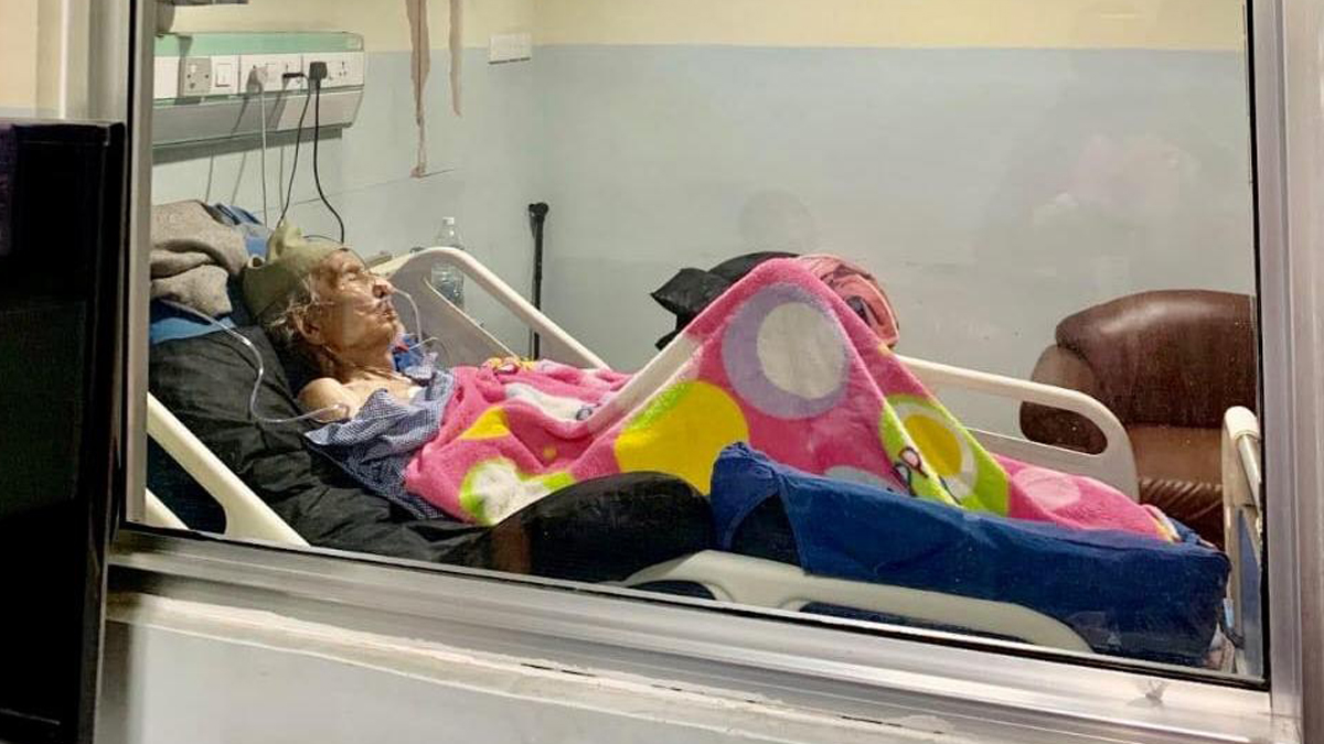 Centenarian Satya Mohan Joshi shifted to ICU again