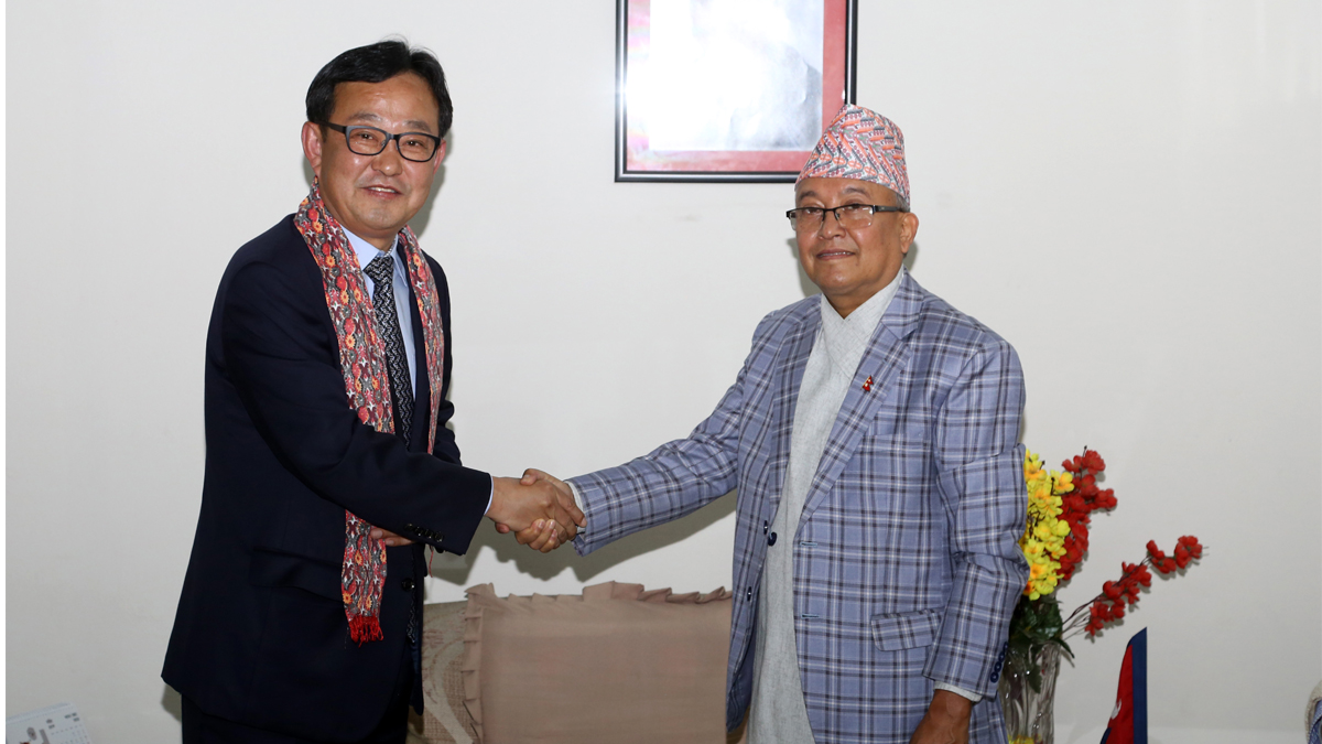 Standing Commissioner from South Korea calls on CEC Thapaliya