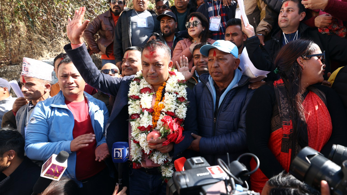People aspire to see new face in leadership: Gagan Thapa