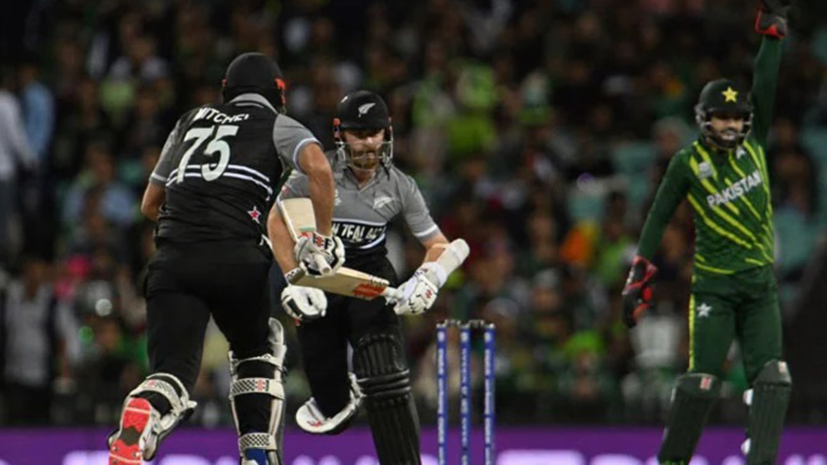 T20 WC Semifinal: New Zealand handed a target of 153 to Pakistan