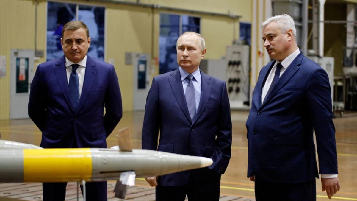 Putin tells Russian defence industry to up its game for Ukraine war