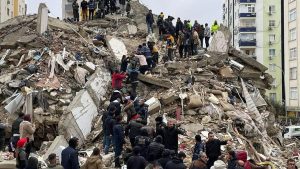 Quake death toll surpasses 8,700 across Turkey and Syria