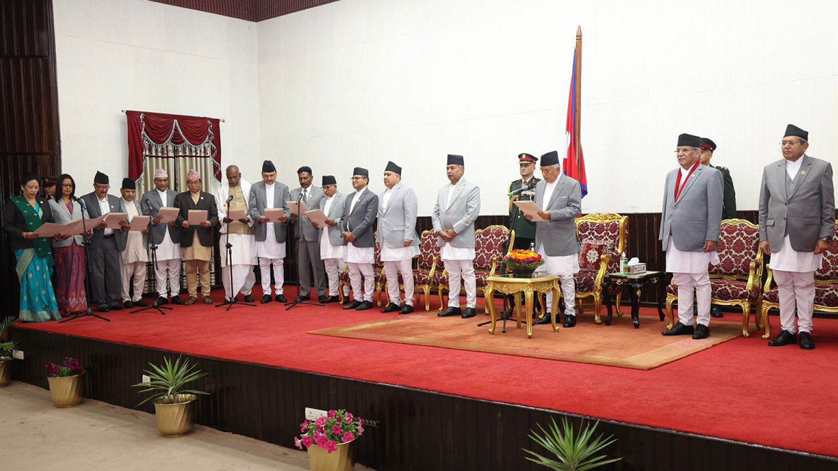 Newly appointed DPM, ministers sworn in