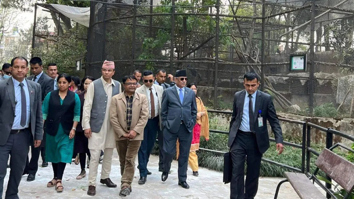 PM Dahal visits Central Zoo