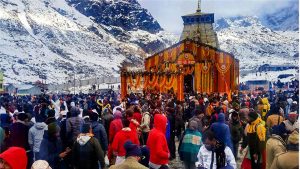 Portals of Kedarnath shrine opens for devotees