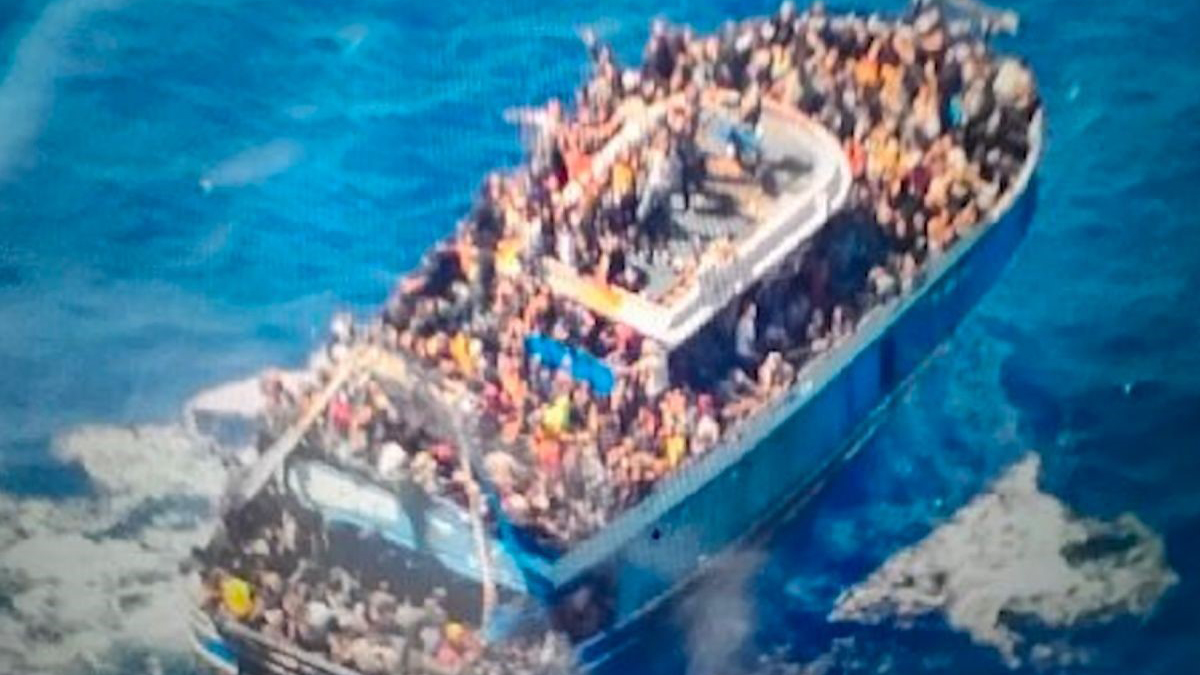 More than 300 Pakistanis dead in Mediterranean boat disaster