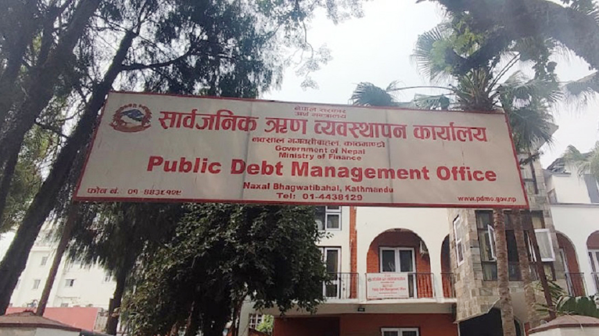 Public debt surpasses Rs 2,173 billion