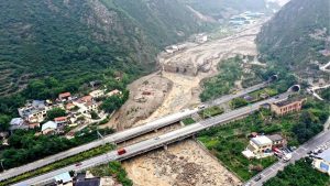 7 missing in southwest China landslides
