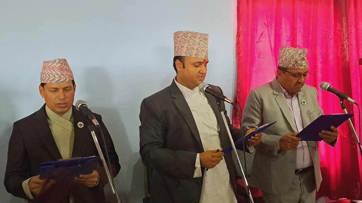 3 ministers take oath of office in Koshi provincial government