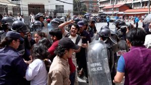 17 students demonstrating in front of Singha Durbar arrested