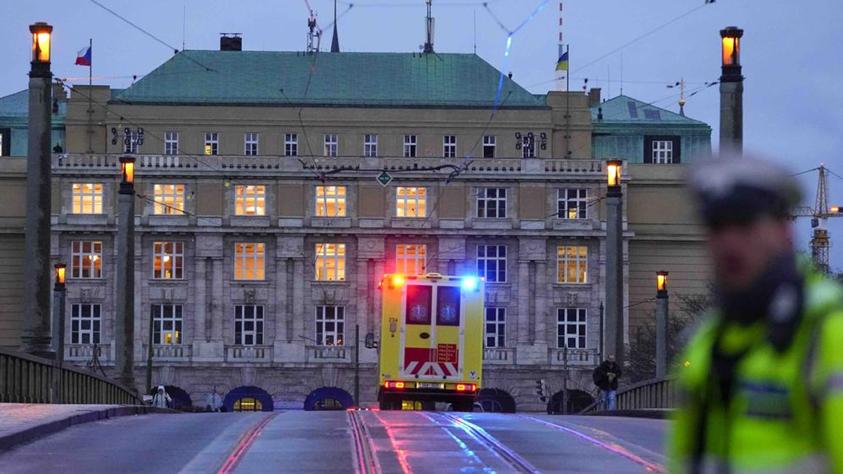 Gunman kills 14 in unprecedented attack at Prague university