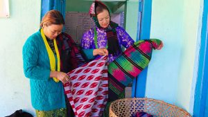 Women entrepreneurs worry over market for dhaka garments