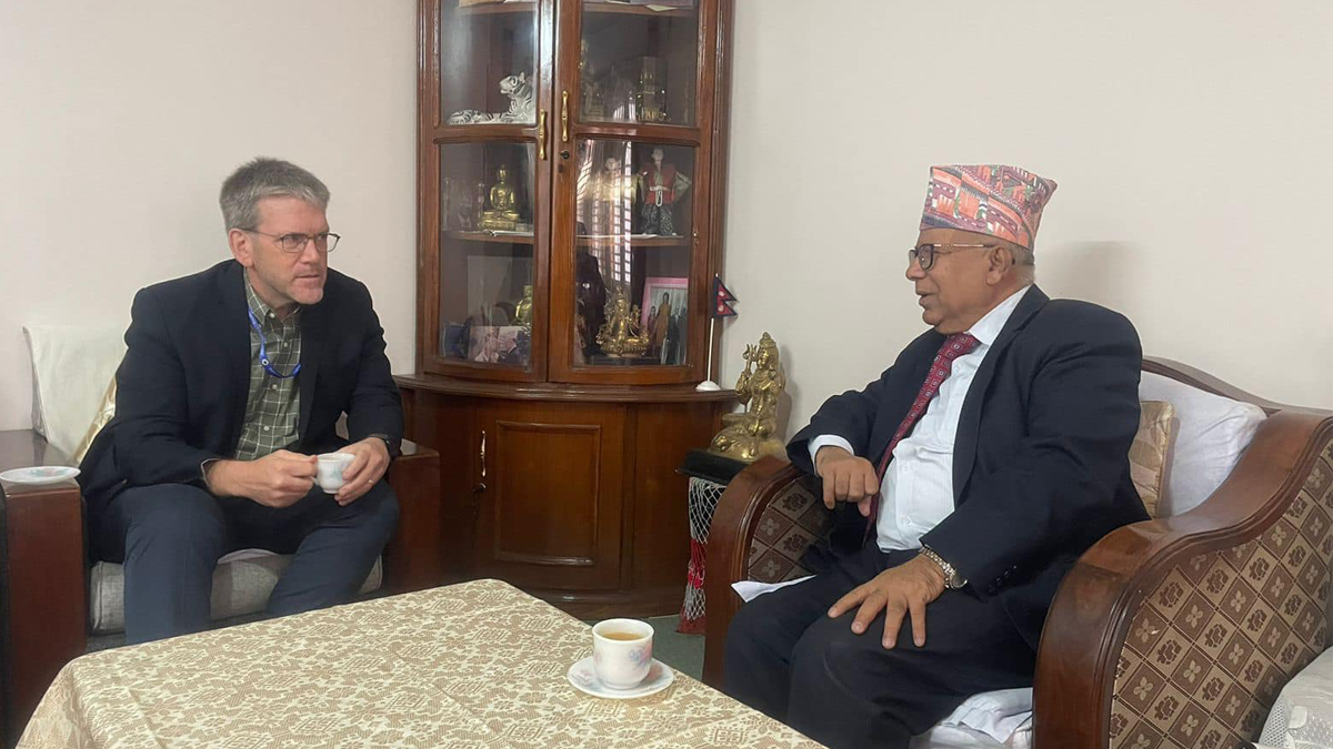 US Envoy Holds Talks with Former PM Madhav Nepal
