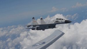 Increased Chinese Military Activity Near Taiwan: 22 Aircraft Detected