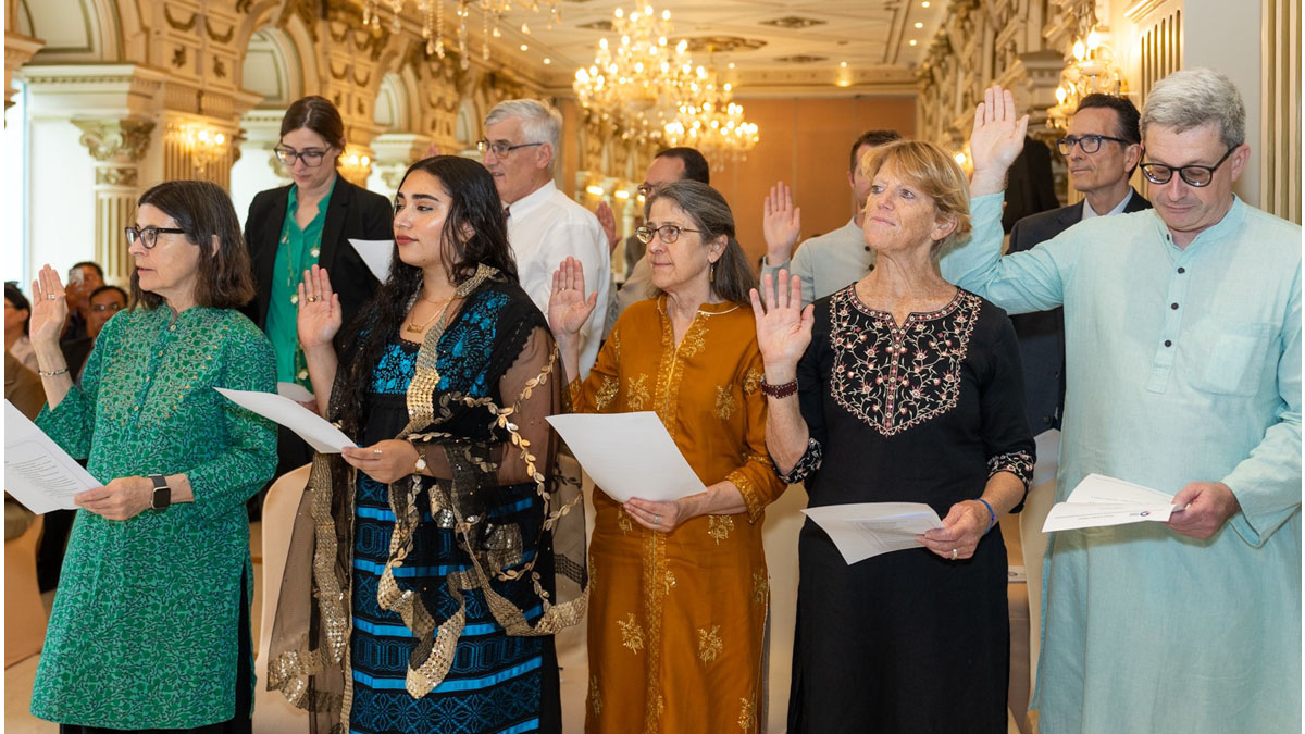 First Group of Peace Corps Response Volunteers Sworn in to Serve Nepal