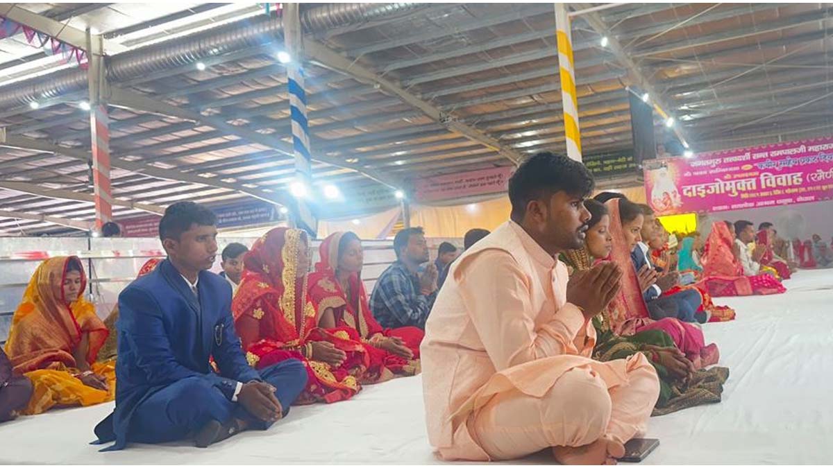 21 Couples in Dhanusha District Shun Dowry, Embrace Inter-caste Marriages
