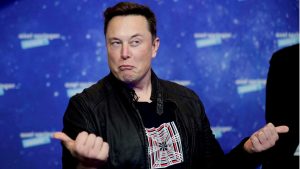 Elon Musk Declares Himself an “Alien”