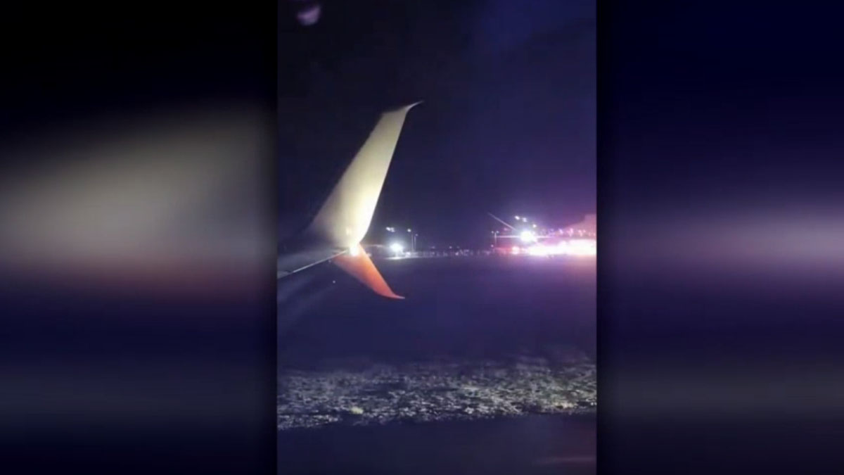 Emergency Landing in New Zealand as Virgin Australia Plane Engine Catches Fire