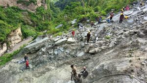 Beni-Jomsom road: ‘Rock Anchoring’ to prevent landslide in Baisari cliff