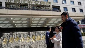 China’s Stock Markets See Volatile Reactions Amid New Fiscal Policies